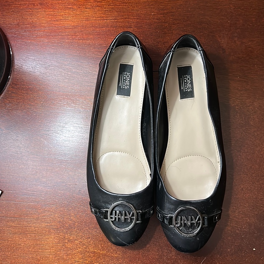 Black flats